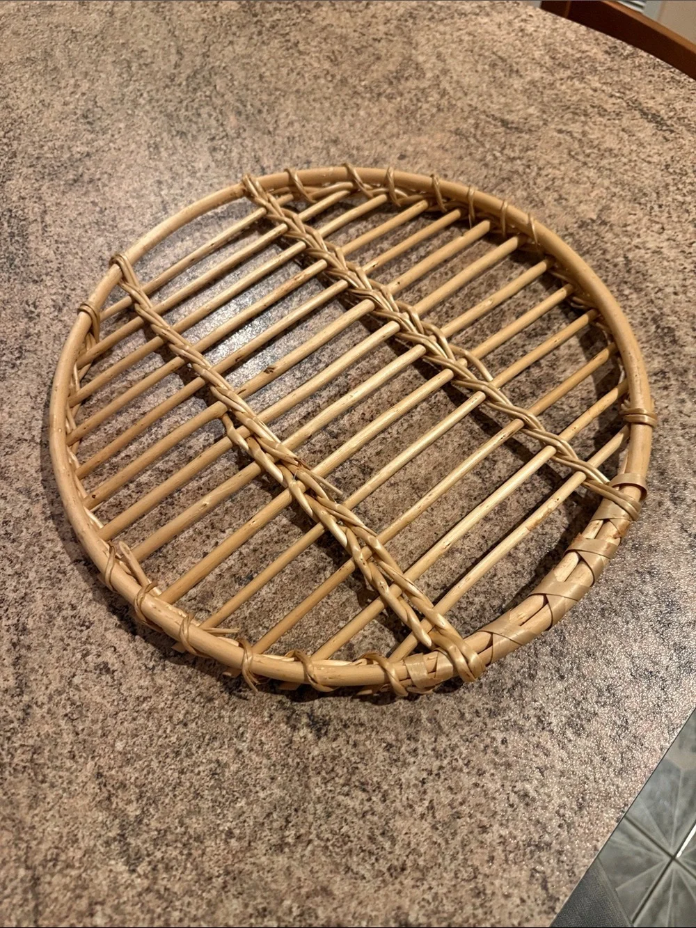 Natural Rattan Round Trivet / Hot Pad - Beige